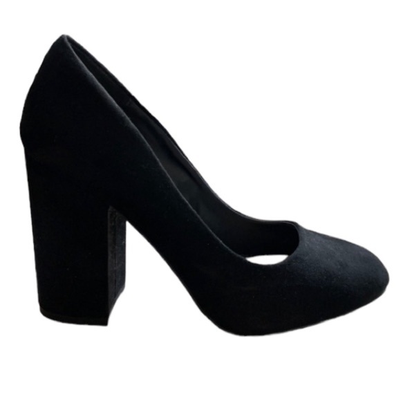 Call It Spring Black Faux Suede Block Heels size 7 - Picture 1 of 9